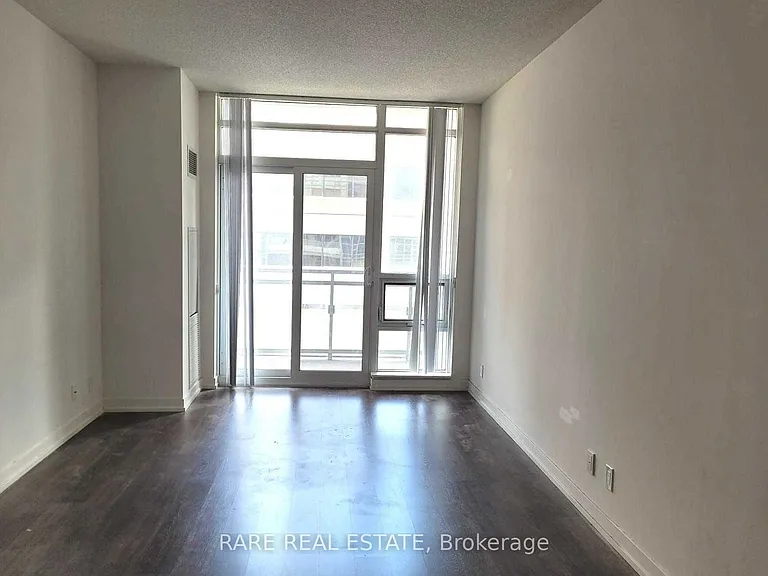 89 Dunfield Ave #638 — Photo 1