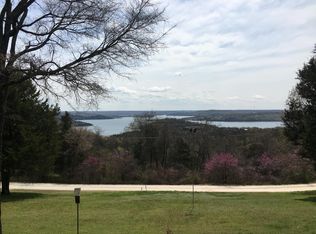 78 Hillview Ln, Branson West, MO 65737