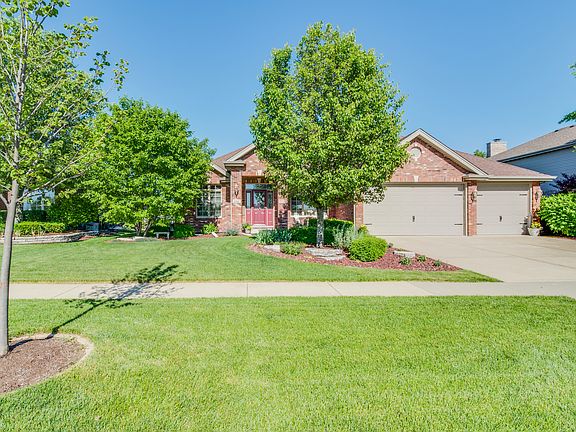 2nd image of 2341 Bluestone Bay Dr