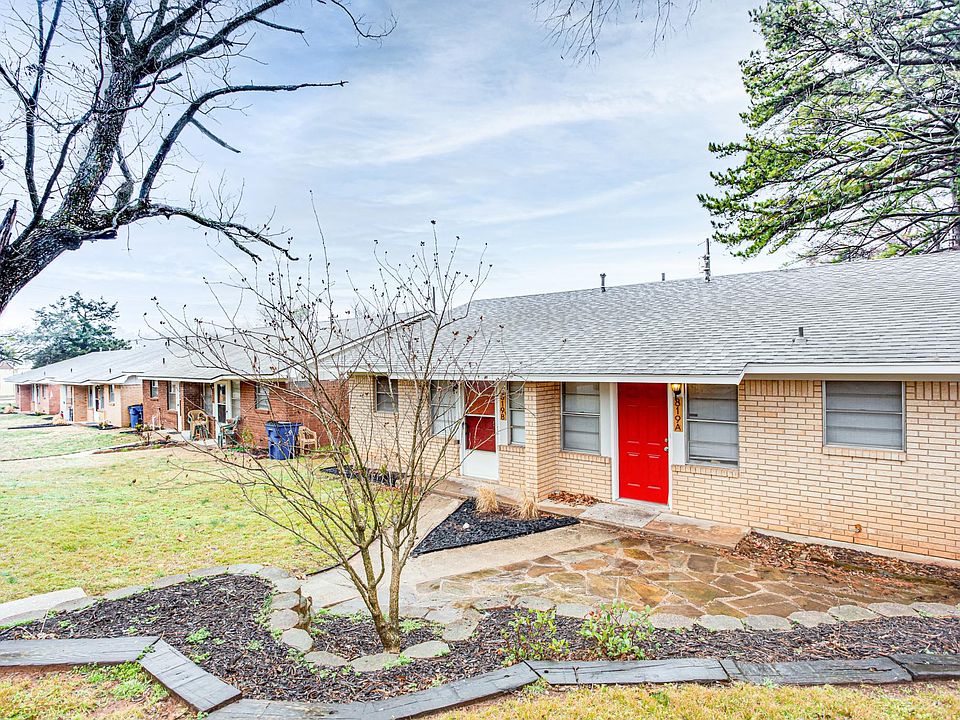 1st image of 819 W Monterey St #B
