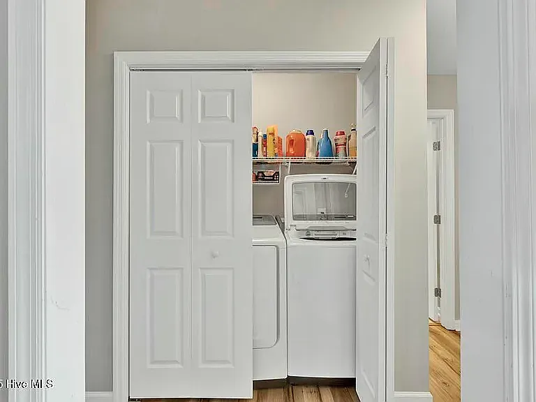 187 Ashbury Park Ln — Photo 11