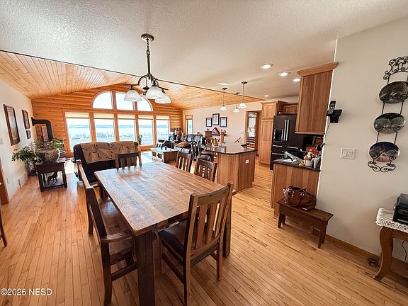 5th image of 11632 471st Ave