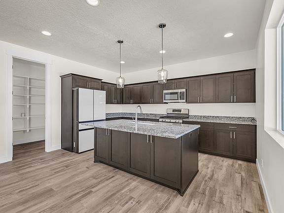 6th image of this home