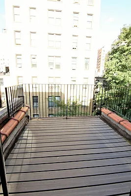 Rented by JK Dansar Corp | media 4