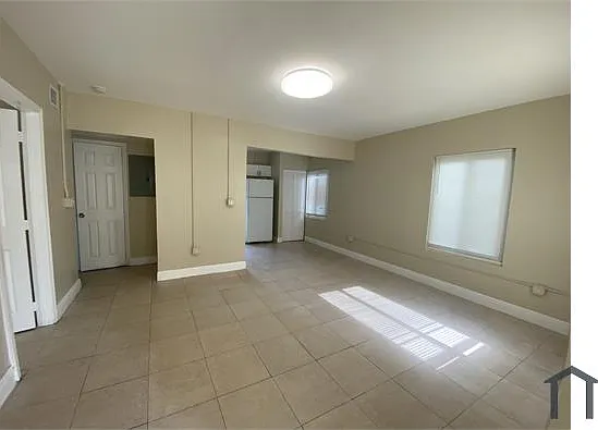 523 NW 22nd Ave — Photo 6