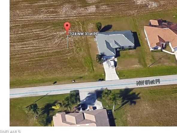 2nd image of 124 NW 31st Pl