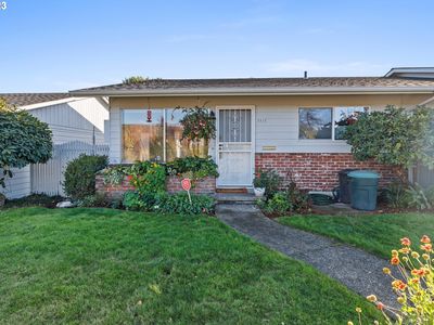 8808 NE Hassalo St, Portland, OR, 97220