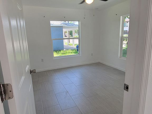 5th image of 815 3rd St E