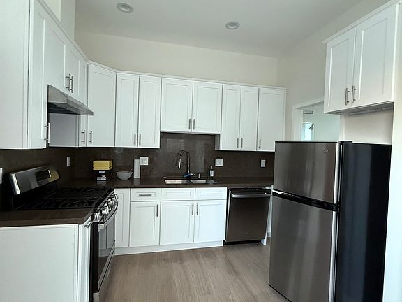 5th image of 6745 N Atoll Ave