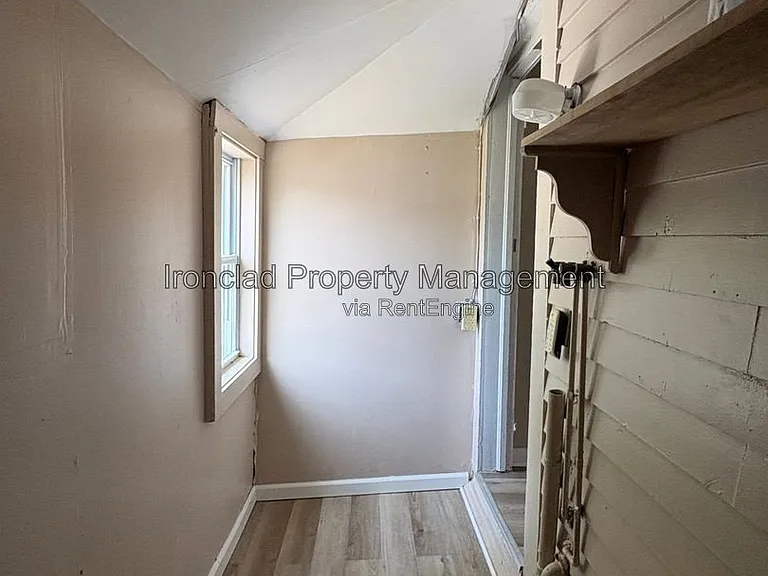 60 Lake St #2 — Photo 13