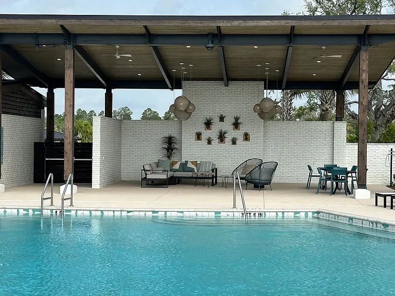 6541 Cyrils Dr — Photo 26