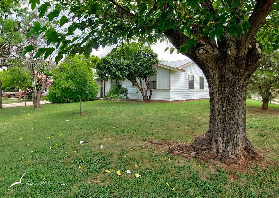 1st image of 859 N La Salle Dr