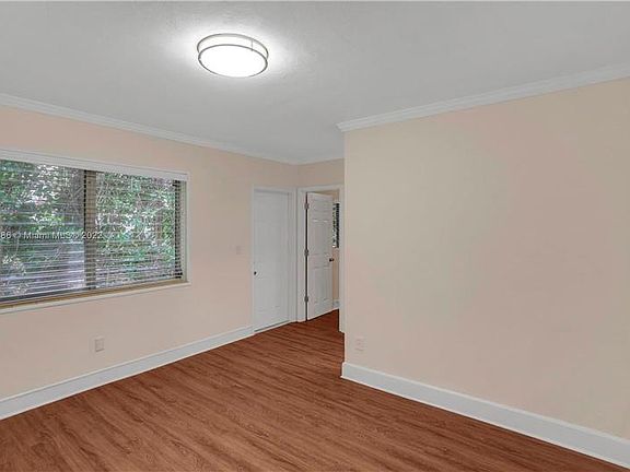 5th image of 4400 Palmarito St