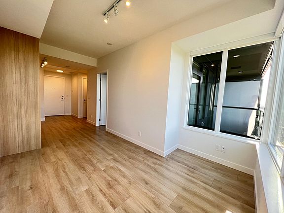 4th image of 10626 City Pkwy #1606