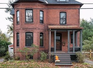 65 Kensington Ave, Northampton, MA 01060