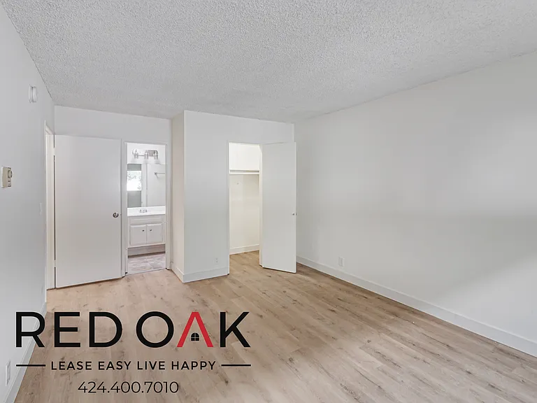 10535 Lindley Ave, — Photo 16