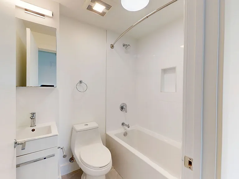 1801 California St #304 — Photo 17