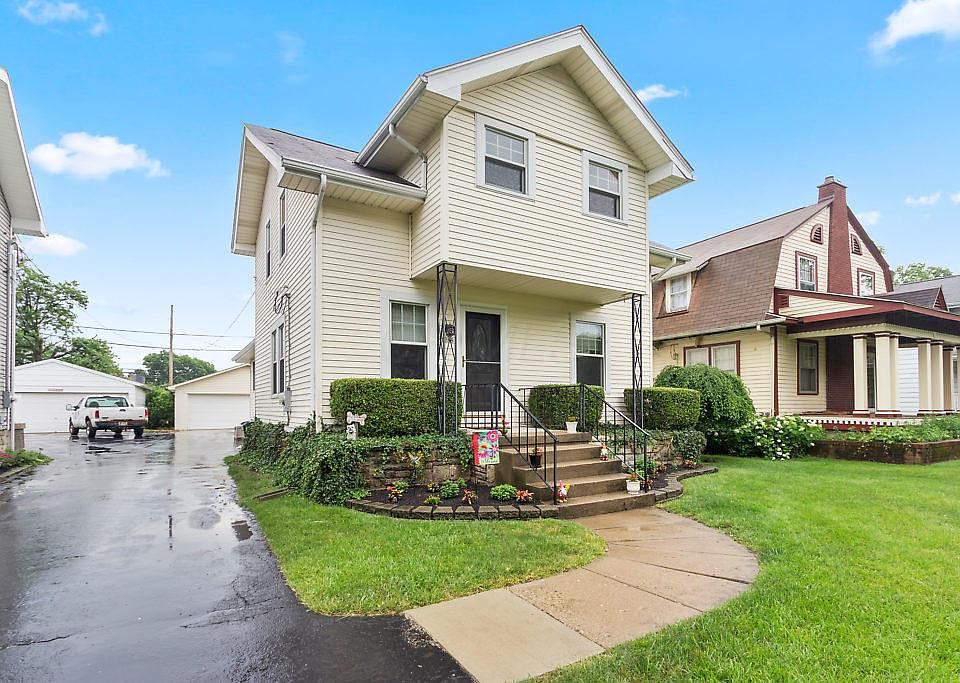 1st image of 1288 Broadview Ave