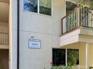 14140 74th Pl NE #14-D, Kirkland, WA
