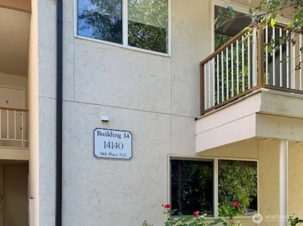14140 74th Place NE #14-D, Kirkland, WA 98034