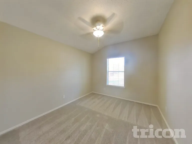 309 Pecos Dr — Photo 10
