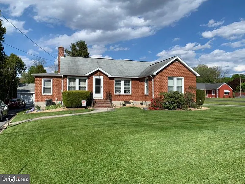 4503 Newman Rd photo 1