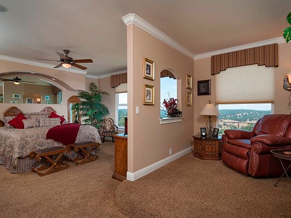 561CrazyHorse-189