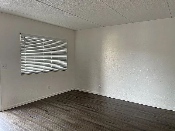 5th image of 411 N Halifax Ave APT 207