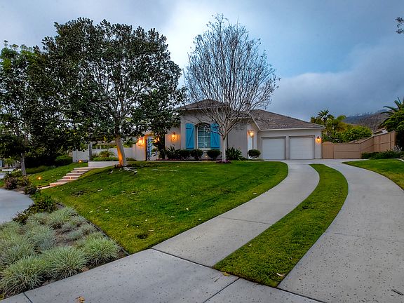 2nd image of 9626 Lario Ln