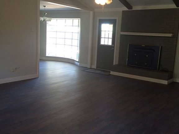 5th image of 917 Kenwood Dr