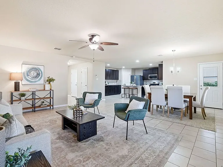 8826 Palmetto Fls — Photo 7
