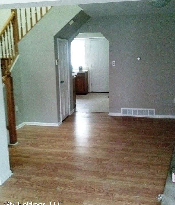 2nd image of 172 W Montgomery Ave