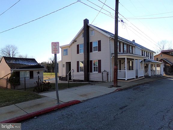 2nd image of 116 E Chapline St