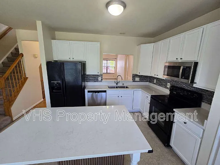 6186 Library Ln — Photo 17