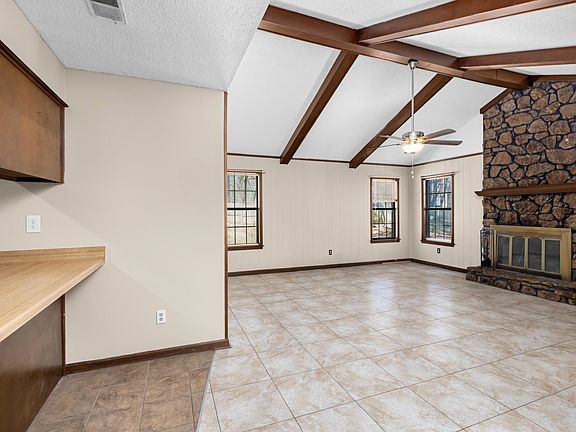 5th image of 4074 Remsen Cv