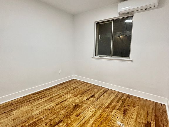 Bedroom #1