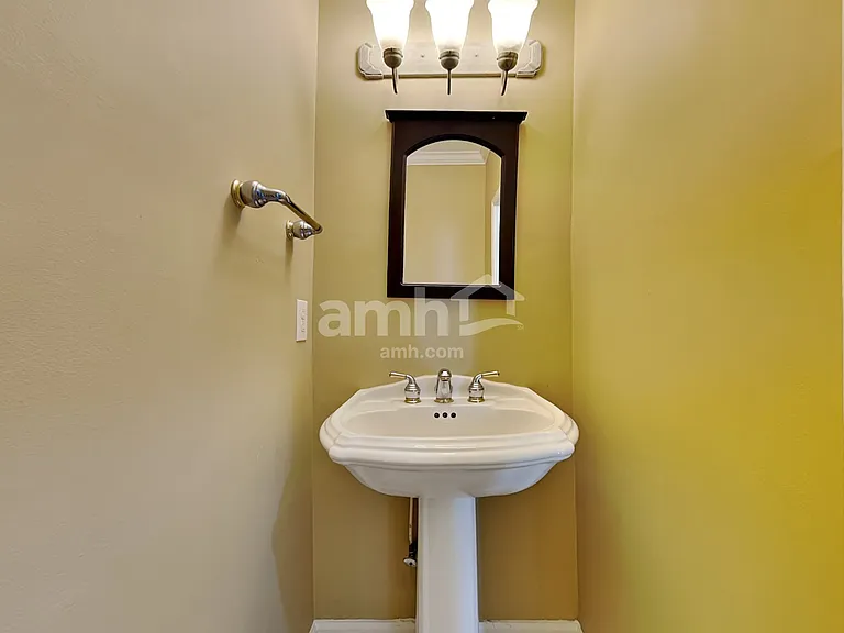4317 Aylesbury Dr — Photo 11