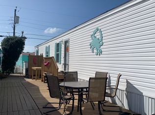 1444 Salter Path Rd #J-14, Indian Beach, NC 28512