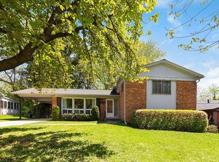 9203 Bardon Rd, Bethesda, MD 20814