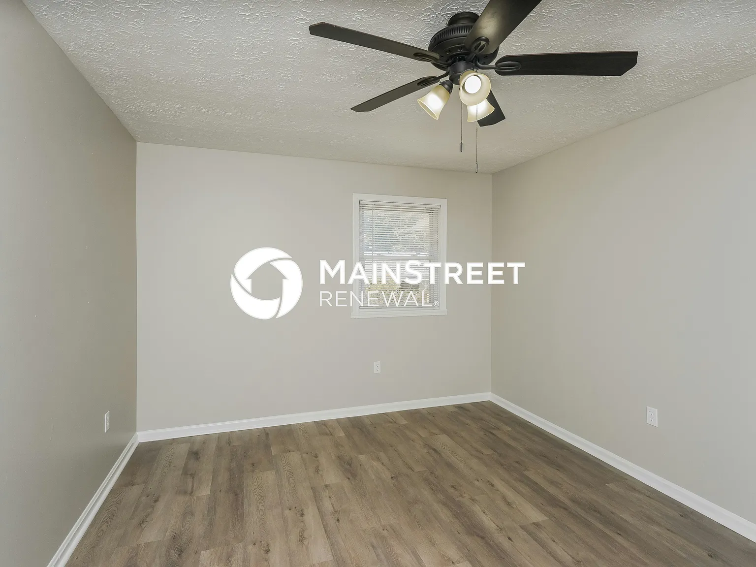 3010 Mcarthur Way — Photo 4