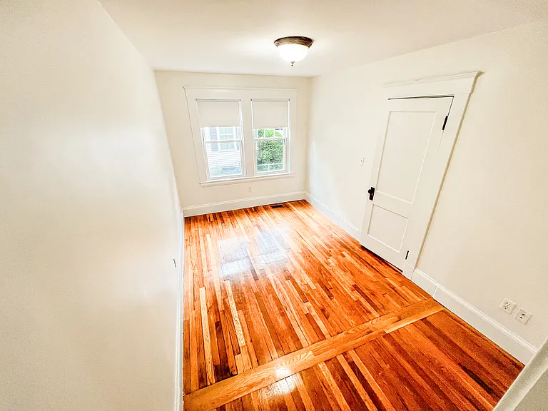 251 Brown St #2 — Photo 17