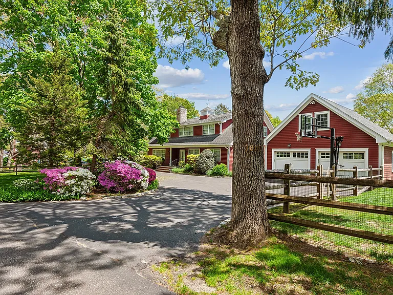 1800 Westphalia Rd — Photo 3