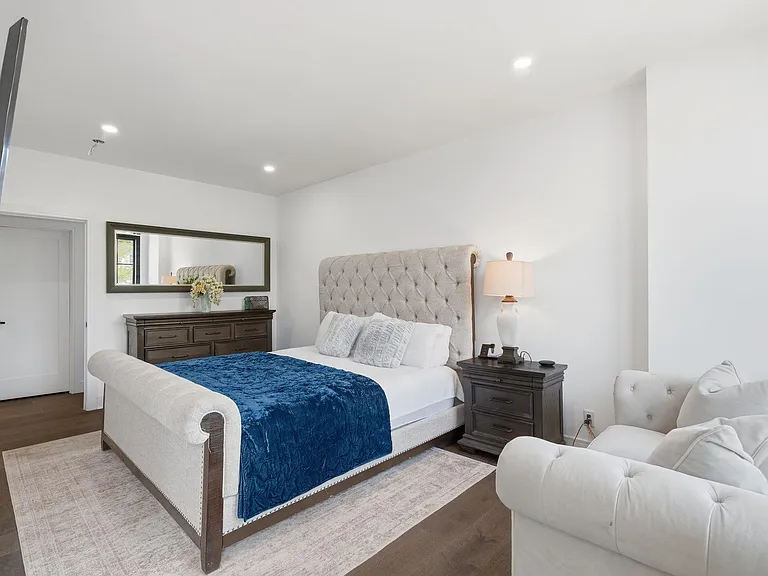 9 Minerva St #2 — Photo 14