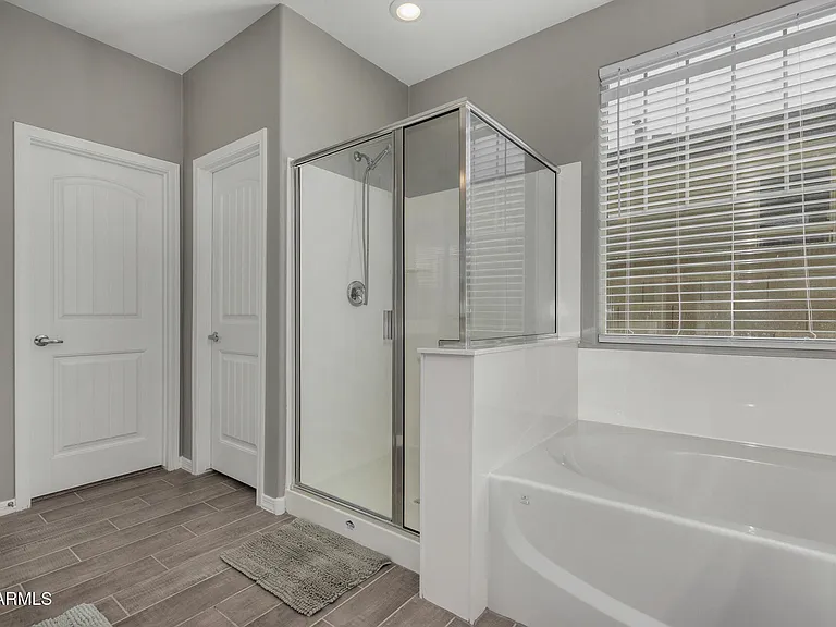 12143 W Marguerite Ave — Photo 32