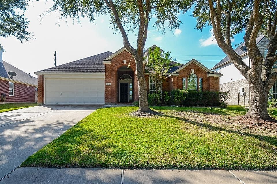 1st image of 8014 Lauren Way