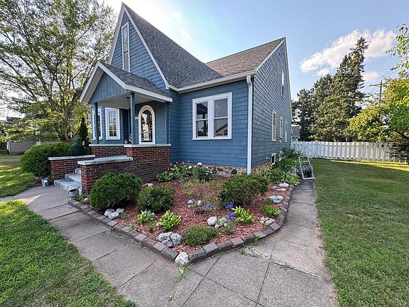 2nd image of 15950 Fifth Street