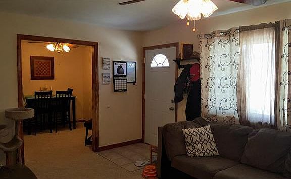 3rd image of 320 S Leslie Ave