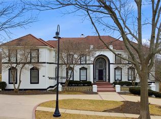 3109 W 118th St, Leawood, KS 66211