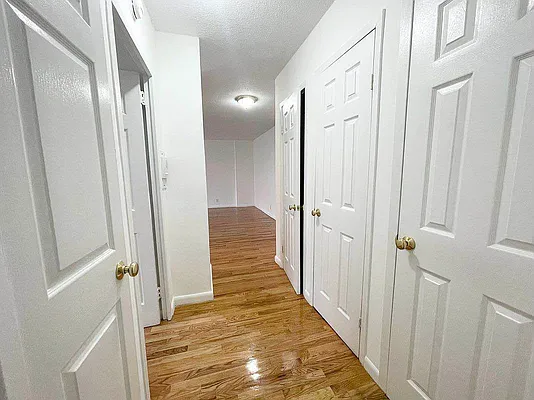 Rented by Bruma Realty LLC | media 7