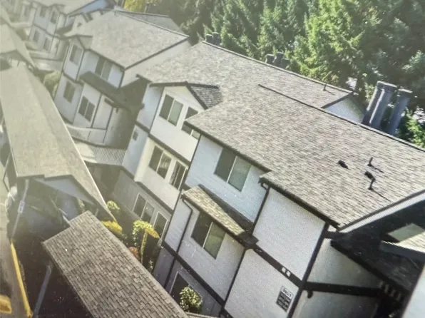 572 Mananai Pl #20V, Honolulu, HI 96818